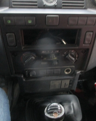 Land Rover Defender cena 69900 przebieg: 230000, rok produkcji 2010 z Żnin małe 154
